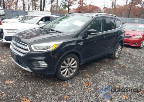 2017 Ford Escape Titanium из США, поврежденный, VIN 1FMCU9JD7HUC83505